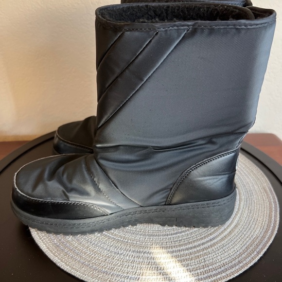 Rugged Exposure Black Insulated Winter Snow Calf Boot Women's Size 9  Style 4096 - Picture 6 of 8